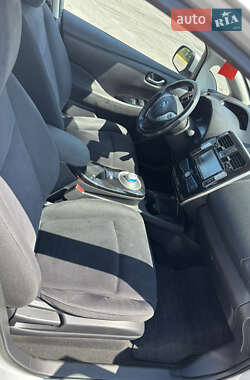 Хэтчбек Nissan Leaf 2016 в Ужгороде