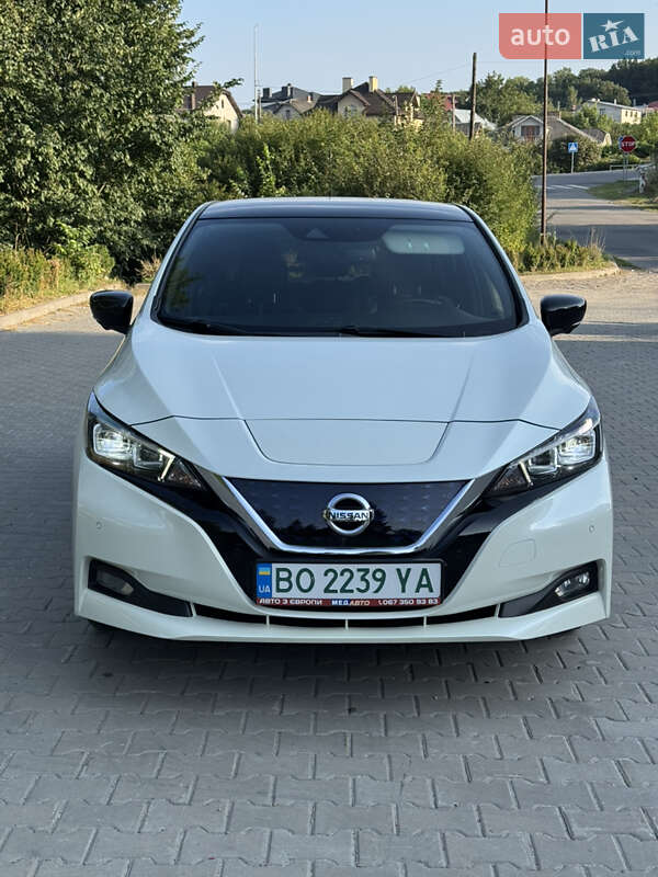 Хэтчбек Nissan Leaf 2018 в Тернополе фото 5 Хэтчбек Nissan Leaf 2018 в Тернополе