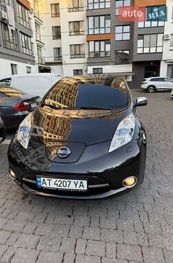Хэтчбек Nissan Leaf 2014 в Ивано-Франковске