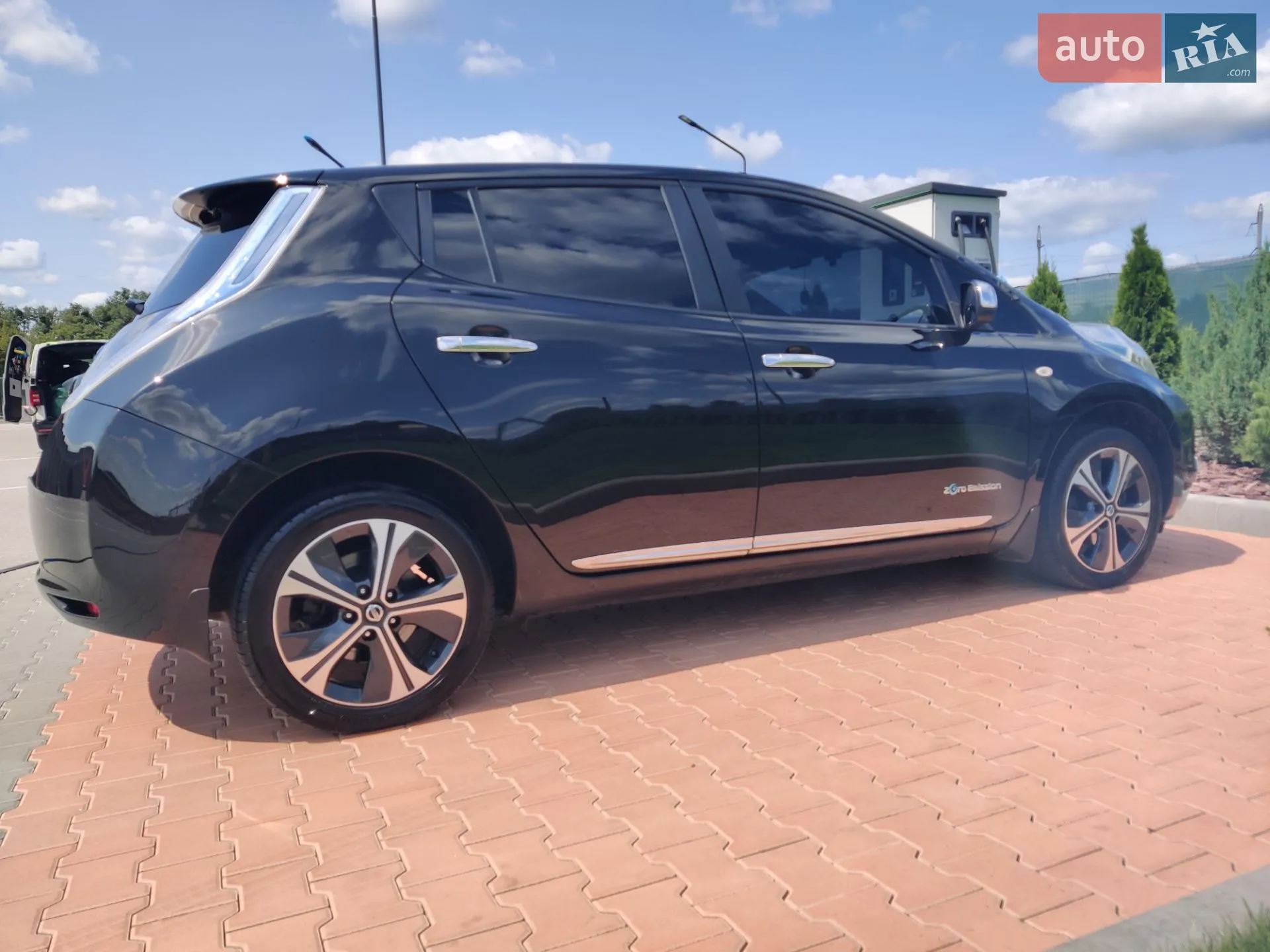2014 Nissan Leaf - мініатюра 17