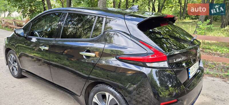 Хэтчбек Nissan Leaf 2021 в Харькове