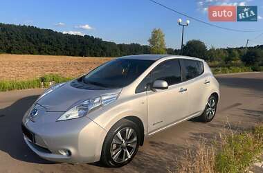 Хэтчбек Nissan Leaf 2016 в Киеве