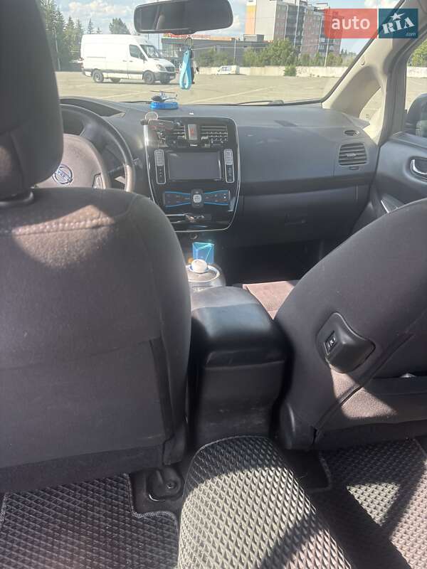 Хэтчбек Nissan Leaf 2014 в Белогородке