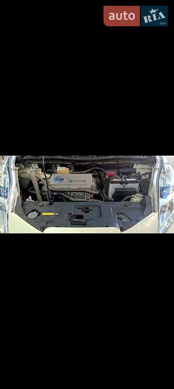 Хэтчбек Nissan Leaf 2012 в Одессе