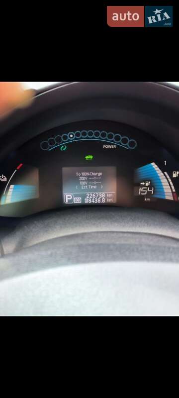 Хэтчбек Nissan Leaf 2014 в Вашковцах