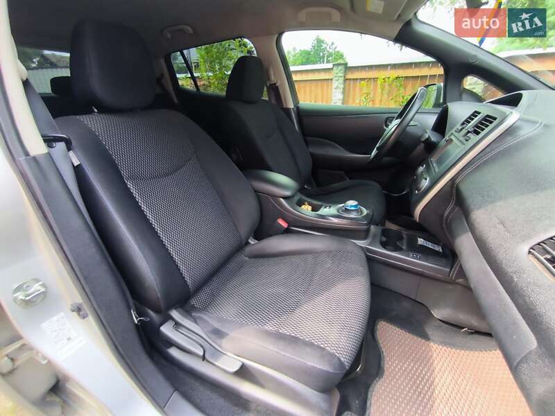 Хэтчбек Nissan Leaf 2014 в Вашковцах