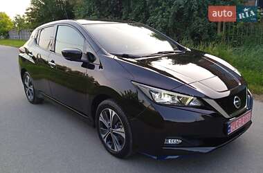 Хэтчбек Nissan Leaf 2019 в Черновцах