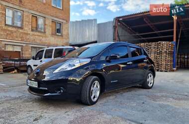 Хэтчбек Nissan Leaf 2013 в Киеве