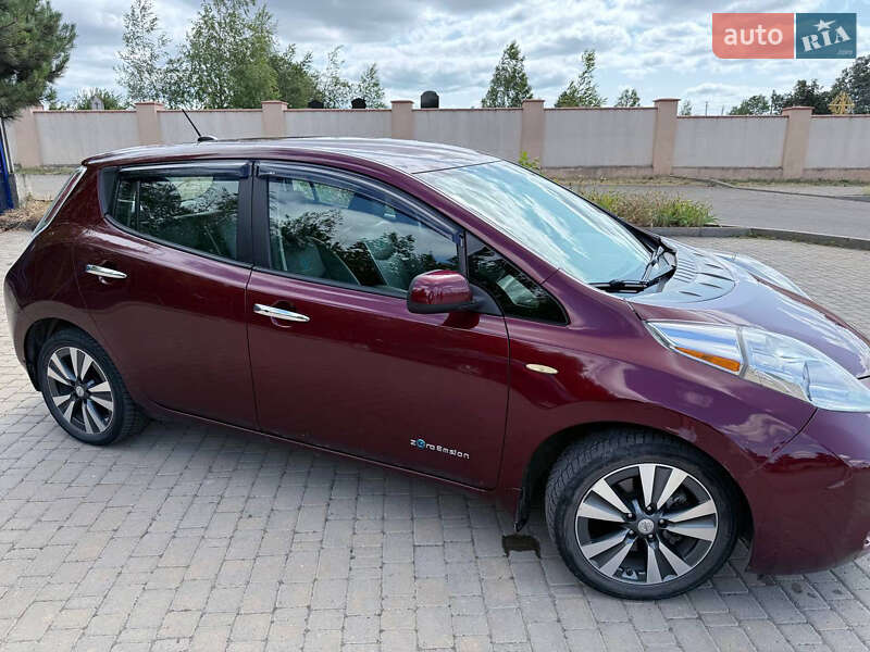 Хетчбек Nissan Leaf 2016 в Одесі фото 6 Хетчбек Nissan Leaf 2016 в Одесі
