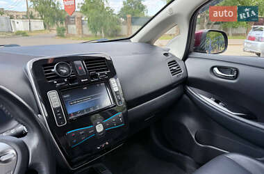 Хэтчбек Nissan Leaf 2016 в Одессе