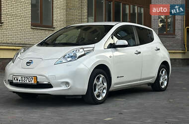 Хэтчбек Nissan Leaf 2014 в Тернополе
