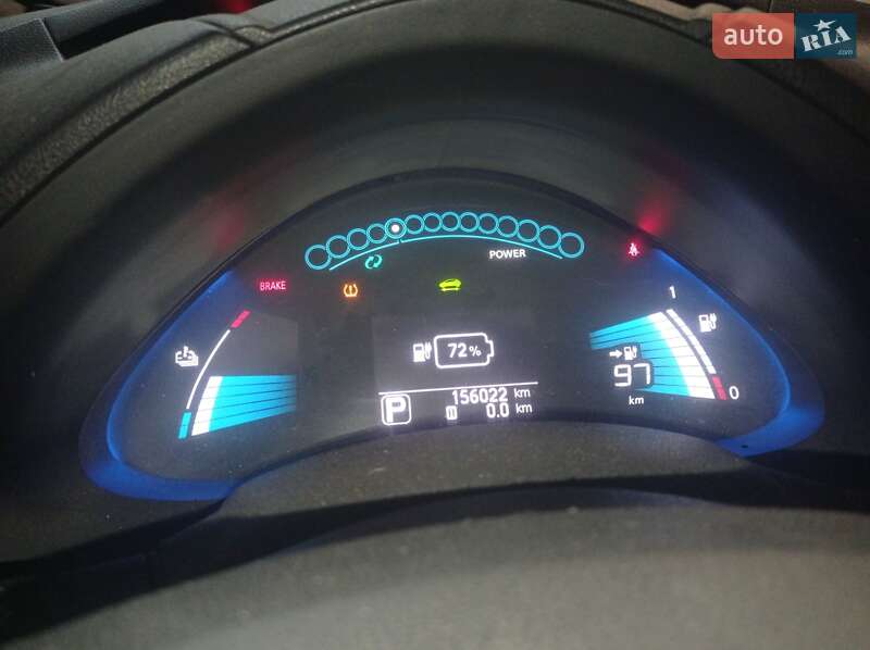 Хэтчбек Nissan Leaf 2014 в Днепре