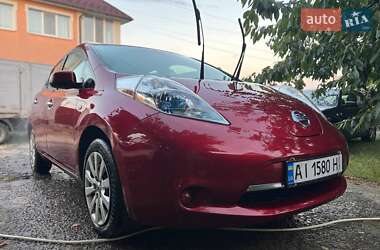 Хетчбек Nissan Leaf 2014 в Нових Петрівцях