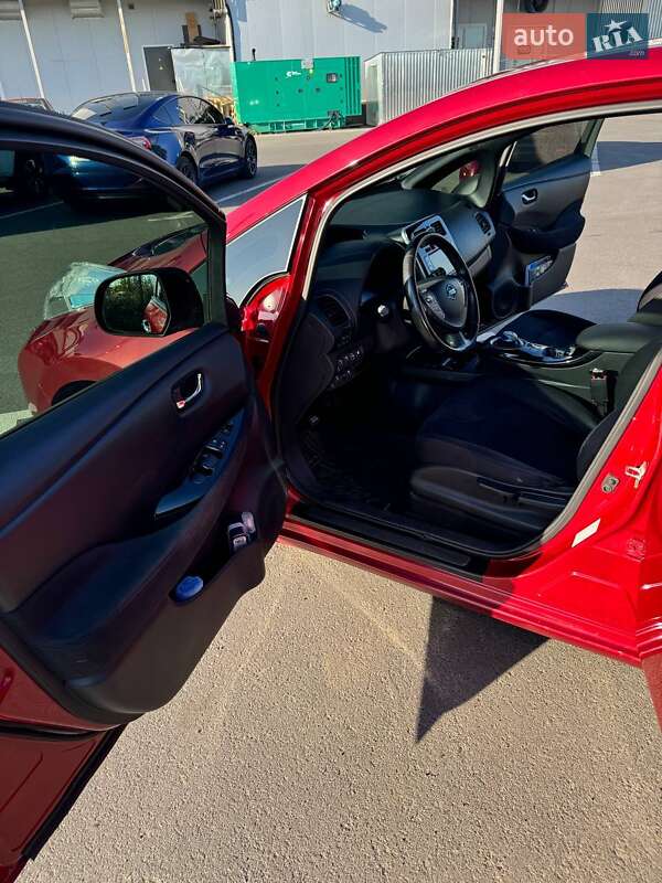 Хэтчбек Nissan Leaf 2014 в Виннице фото 12 Хэтчбек Nissan Leaf 2014 в Виннице