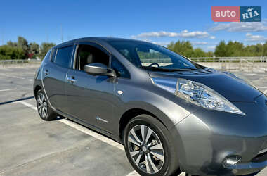 Хэтчбек Nissan Leaf 2017 в Киеве