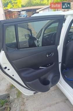 Хэтчбек Nissan Leaf 2019 в 