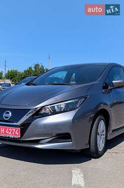 Хэтчбек Nissan Leaf 2022 в Ровно