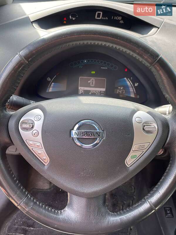 Хэтчбек Nissan Leaf 2014 в Ровно фото 11 Хэтчбек Nissan Leaf 2014 в Ровно
