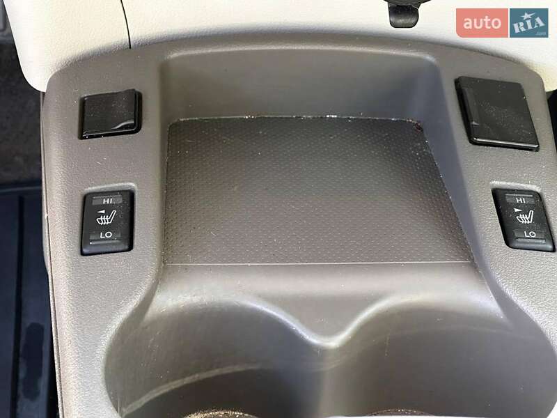 Хэтчбек Nissan Leaf 2012 в Львове