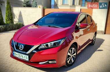 Хэтчбек Nissan Leaf 2018 в Черноморске