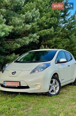Хетчбек Nissan Leaf 2012 в Золочеві