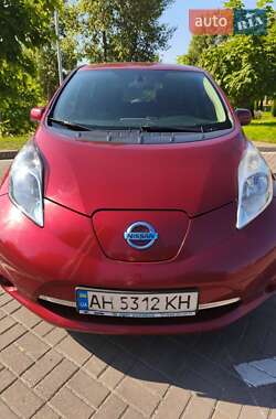 Хетчбек Nissan Leaf 2014 в Києві