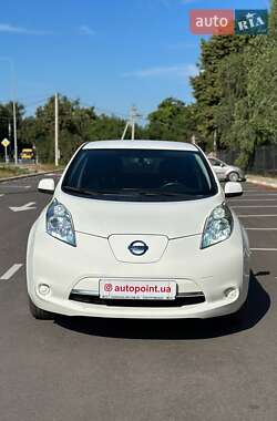 Хэтчбек Nissan Leaf 2016 в Белогородке