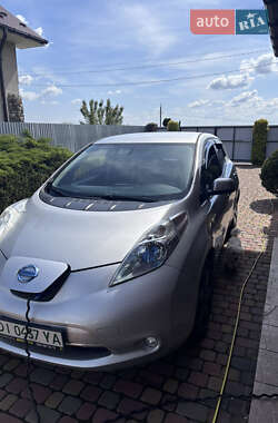 Хетчбек Nissan Leaf 2013 в Ужгороді