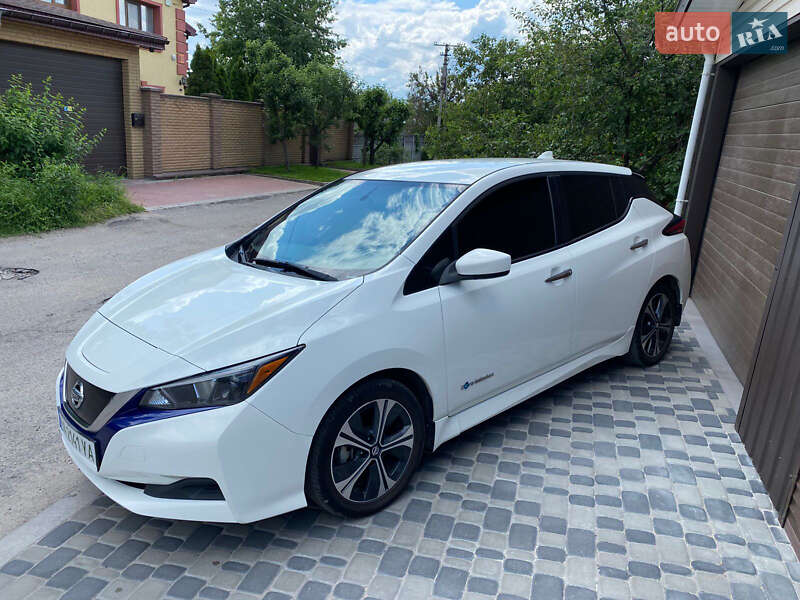Хэтчбек Nissan Leaf 2018 в Кропивницком фото 2 Хэтчбек Nissan Leaf 2018 в Кропивницком