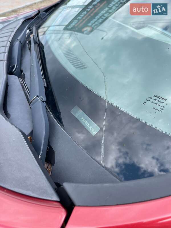 Хэтчбек Nissan Leaf 2012 в Киеве