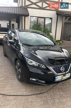 Хетчбек Nissan Leaf 2019 в Києві