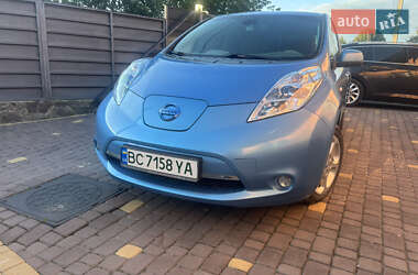 Хэтчбек Nissan Leaf 2012 в Львове