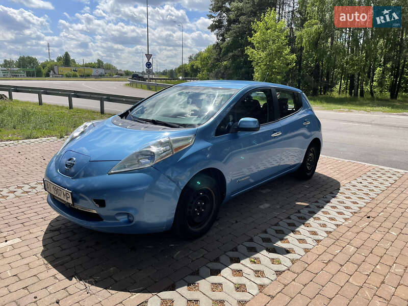 Хэтчбек Nissan Leaf 2014 в Киеве