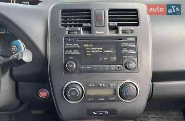 Хэтчбек Nissan Leaf 2014 в Киеве