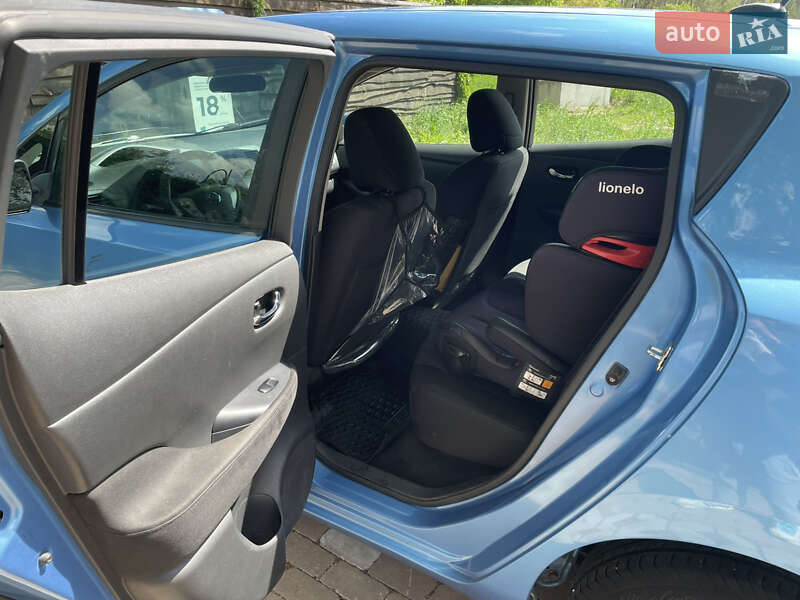 Хэтчбек Nissan Leaf 2014 в Киеве