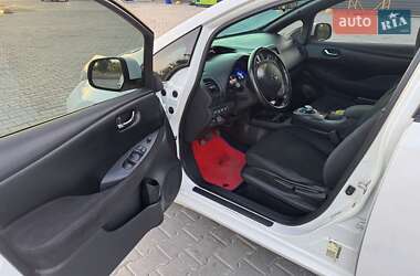 Хэтчбек Nissan Leaf 2013 в Николаеве
