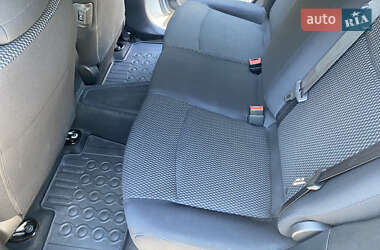 Хетчбек Nissan Leaf 2014 в 