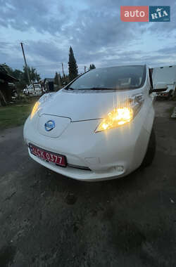 Хетчбек Nissan Leaf 2013 в Львові