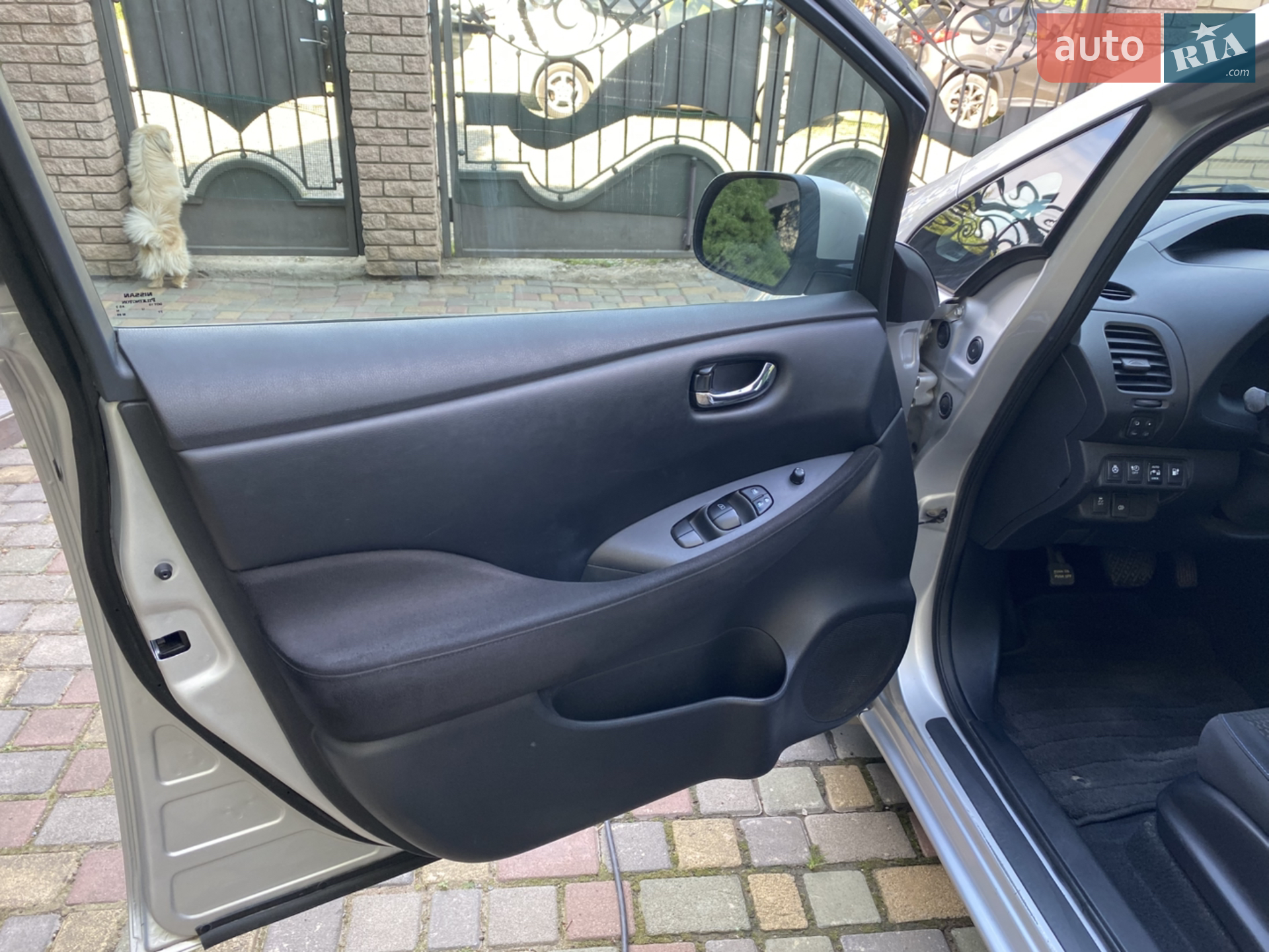 2015 Nissan Leaf - мініатюра 17