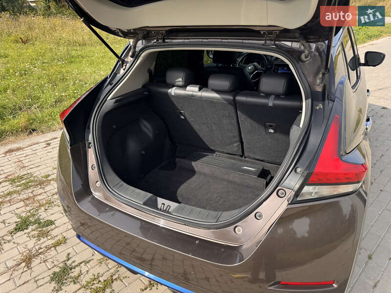 Хетчбек Nissan Leaf 2018 в Жмеринці