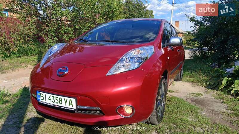 Хетчбек Nissan Leaf 2013 в Кременчуці фото 7 Хетчбек Nissan Leaf 2013 в Кременчуці