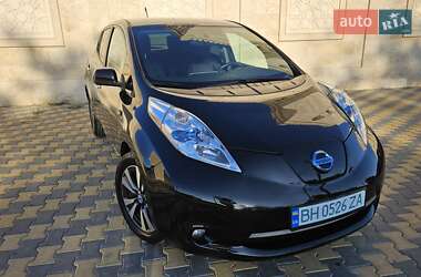 Хэтчбек Nissan Leaf 2013 в Одессе