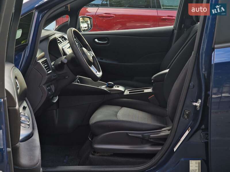 Хетчбек Nissan Leaf 2018 в Одесі фото 40 Хетчбек Nissan Leaf 2018 в Одесі