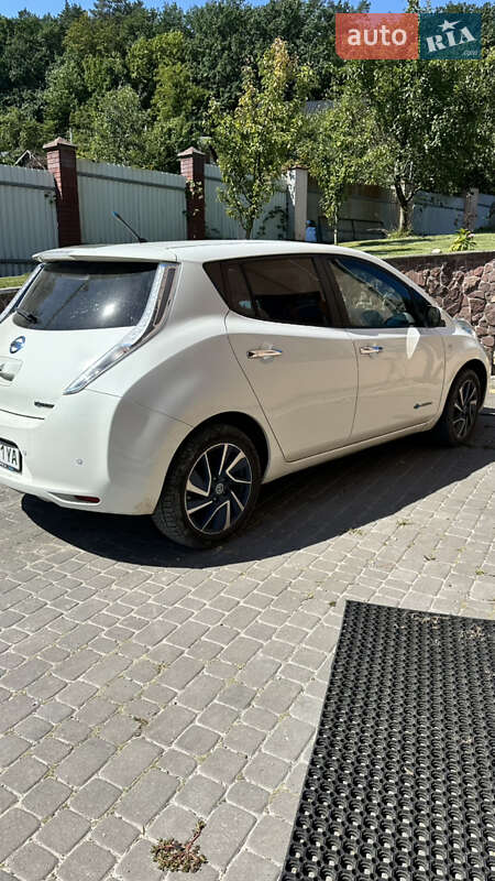Хэтчбек Nissan Leaf 2014 в Львове фото 16 Хэтчбек Nissan Leaf 2014 в Львове