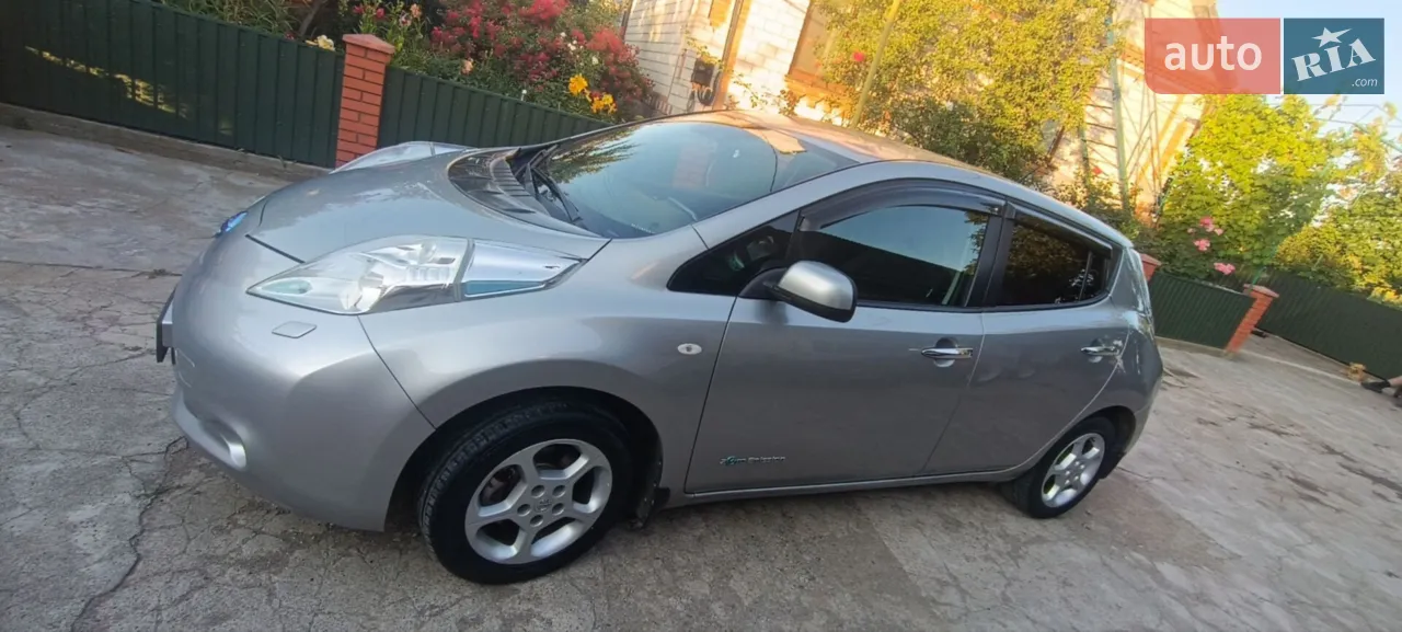 2015 Nissan Leaf - мініатюра 30
