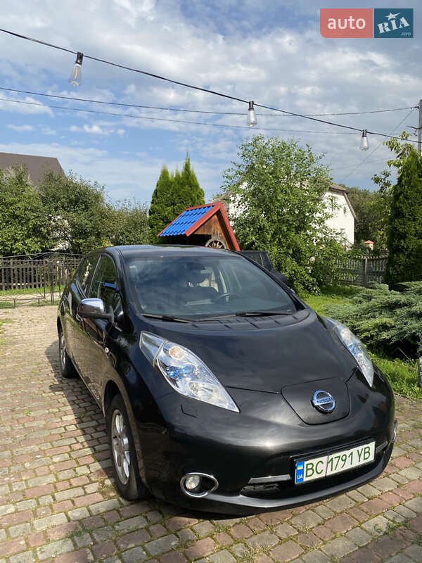 Nissan Leaf 2014