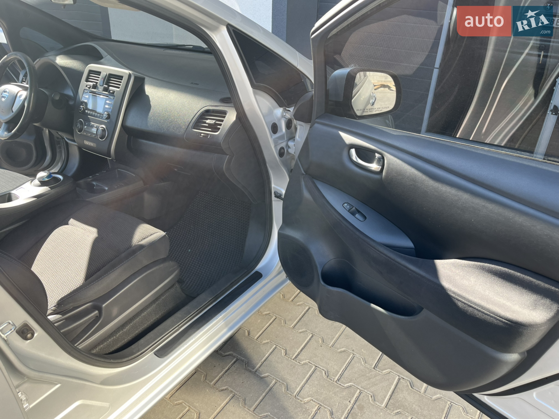 2013 Nissan Leaf - мініатюра 5