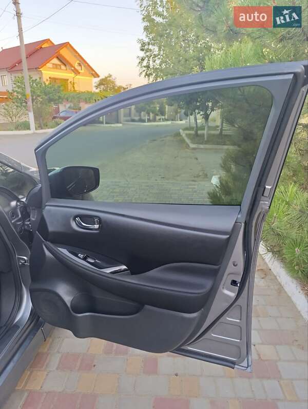 Хетчбек Nissan Leaf 2022 в Білгороді-Дністровському