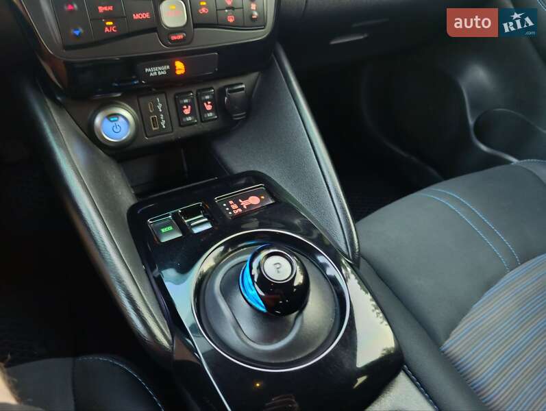 Хетчбек Nissan Leaf 2022 в Білгороді-Дністровському