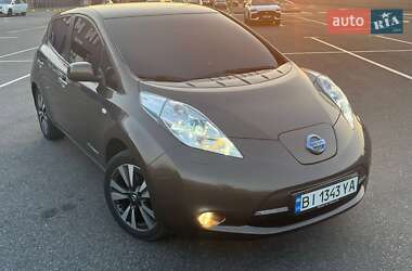 Хэтчбек Nissan Leaf 2016 в Полтаве